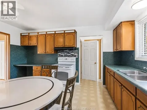 97 Wilkinson Court Amherstburg ON N9V 2J3