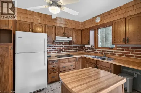 893 Lasalle Park Road Burlington ON L7T 1M6