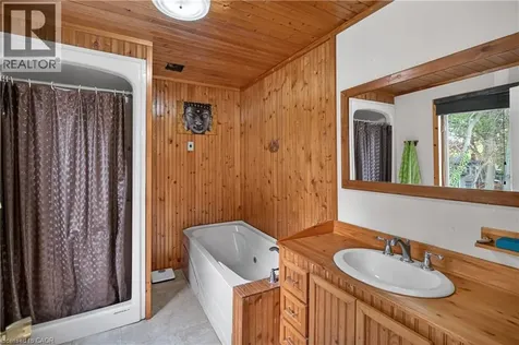 893 Lasalle Park Road Burlington ON L7T 1M6