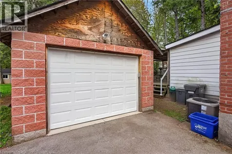 893 Lasalle Park Road Burlington ON L7T 1M6