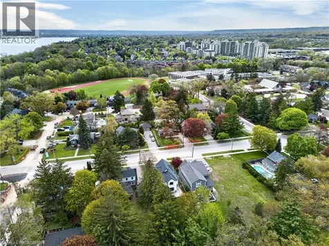 893 Lasalle Park Road Burlington ON L7T 1M6