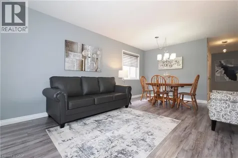 70 Queen Charlotte Crescent Kitchener ON N2E 3N6