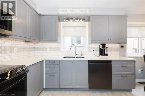 70 Queen Charlotte Crescent Kitchener ON N2E 3N6