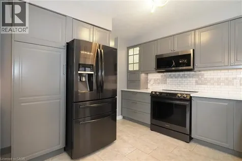 70 Queen Charlotte Crescent Kitchener ON N2E 3N6