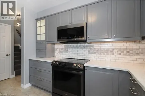 70 Queen Charlotte Crescent Kitchener ON N2E 3N6
