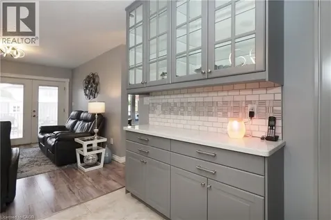 70 Queen Charlotte Crescent Kitchener ON N2E 3N6