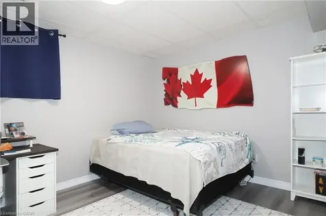 70 Queen Charlotte Crescent Kitchener ON N2E 3N6