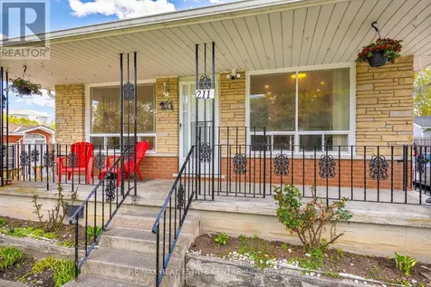 211 Ballantyne Avenue Cambridge ON N1R 7B5
