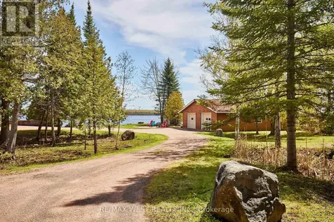 557 Riverside Drive Trent Lakes ON K9J 3Y9