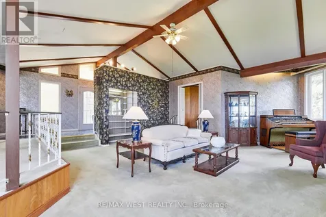 557 Riverside Drive Trent Lakes ON K9J 3Y9