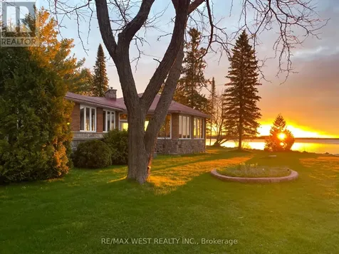 557 Riverside Drive Trent Lakes ON K9J 3Y9