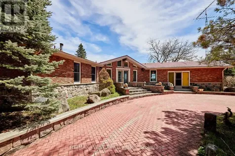557 Riverside Drive Trent Lakes ON K9J 3Y9