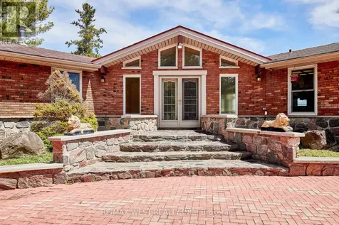 557 Riverside Drive Trent Lakes ON K9J 3Y9