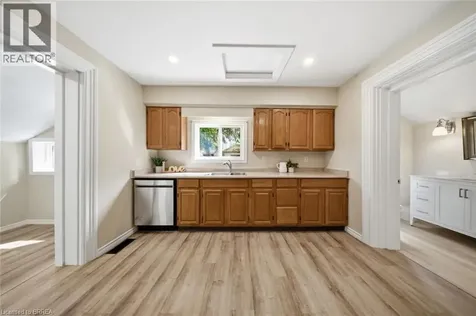 61 William Street Brantford ON N3T 3K6