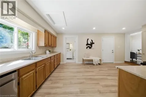 61 William Street Brantford ON N3T 3K6