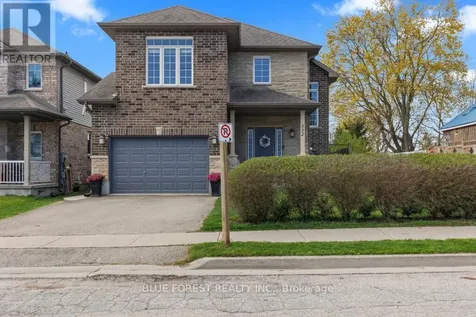 332 Erie Street Central Elgin ON N5L 1E3