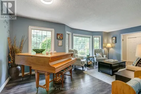 101 Birch Grove Shelburne ON L9W 2W3