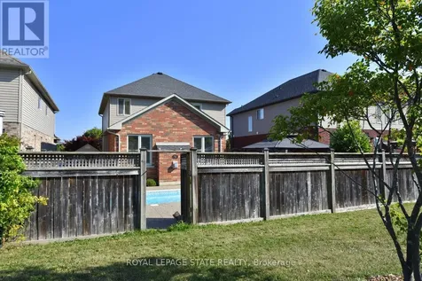 12 Degrow Crescent Hamilton ON L0R 1C0
