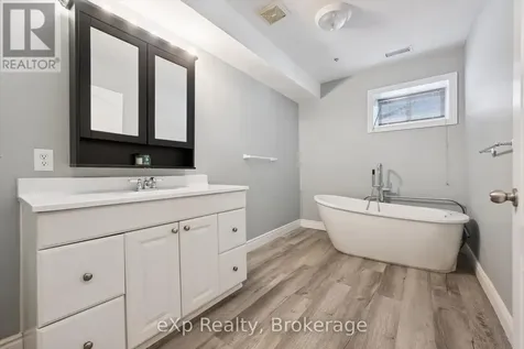 184 Stevenson Street North Guelph (st. George's) ON N1E 5A8