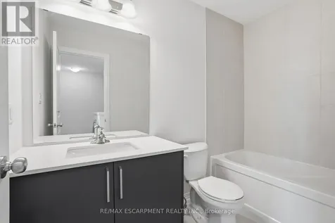 155 Equestrian Way Cambridge ON N3E 0E8