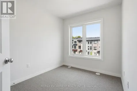 155 Equestrian Way Cambridge ON N3E 0E8