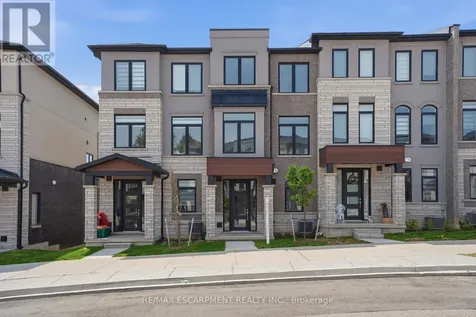 155 Equestrian Way Cambridge ON N3E 0E8