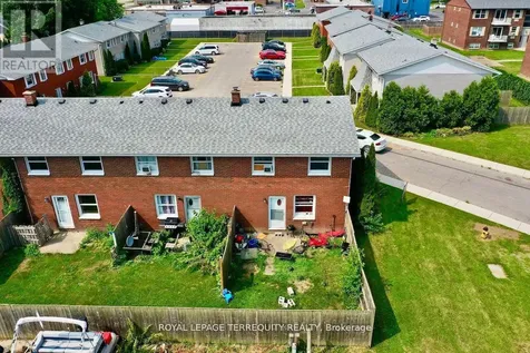 10 Orchard Place Chatham-kent ON N7M 1A6