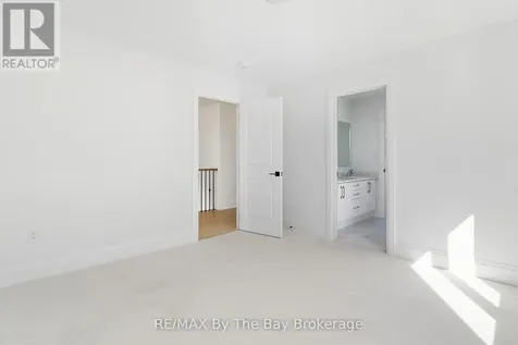 66 Amber Drive Wasaga Beach ON L9Z 0R9