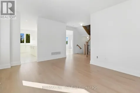 66 Amber Drive Wasaga Beach ON L9Z 0R9