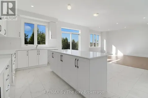 66 Amber Drive Wasaga Beach ON L9Z 0R9