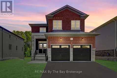 5 Misty Ridge Road Wasaga Beach ON L9Z 0R8