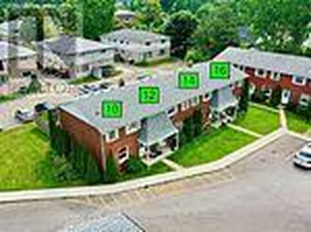10-16 Orchard Place Chatham-kent ON N7M 1A6