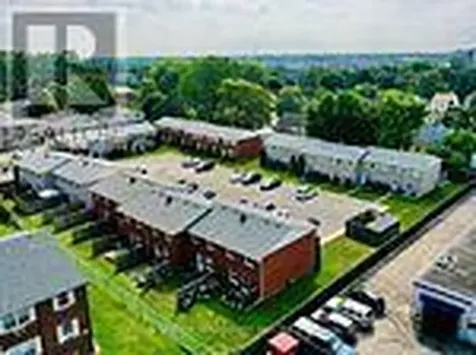 10-16 Orchard Place Chatham-kent ON N7M 1A6