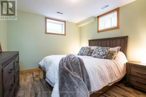 188 Brooker Boulevard Blue Mountains ON L9Y 0M2