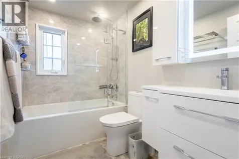 72 Athenia Drive Stoney Creek ON L8J 1S8