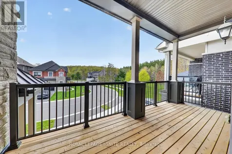 2835 Foxden Square Pickering ON L1X 0N9