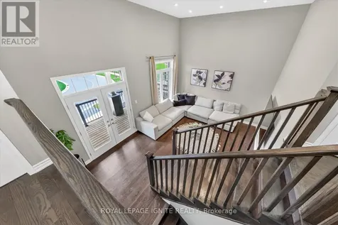 2835 Foxden Square Pickering ON L1X 0N9