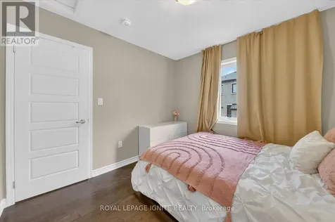 2835 Foxden Square Pickering ON L1X 0N9