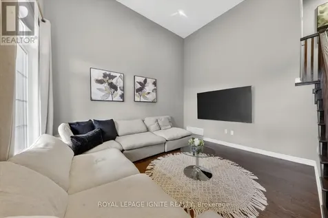 2835 Foxden Square Pickering ON L1X 0N9