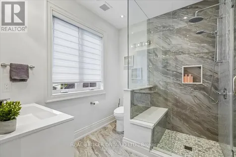 1445 Skyline Drive Mississauga (lakeview) ON L5E 2W3