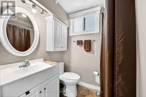 1597 Trinity Church Road Hamilton ON L0R 1P0