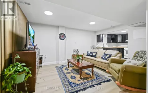 84 Viscount Road Brantford ON N3P 1Y7