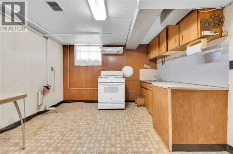 380 Partington Windsor ON N9B 2N5