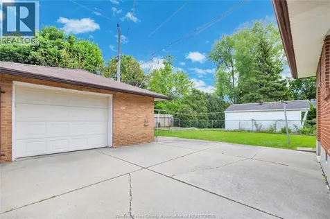 380 Partington Windsor ON N9B 2N5
