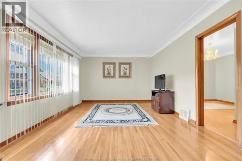 380 Partington Windsor ON N9B 2N5