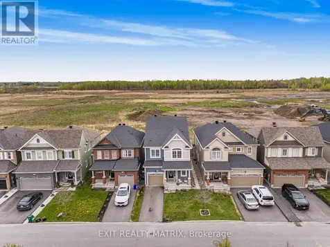 319 Sweetclover Way Ottawa ON K4A 1E5