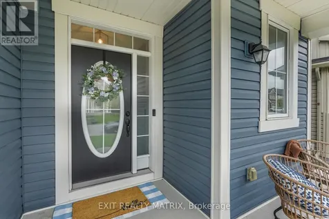 319 Sweetclover Way Ottawa ON K4A 1E5