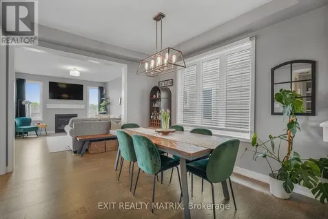 319 Sweetclover Way Ottawa ON K4A 1E5