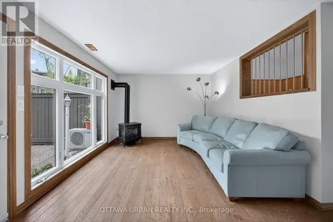 46 Reaney Court Ottawa ON K2K 1W8