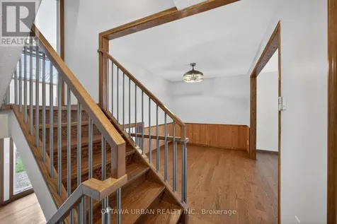 46 Reaney Court Ottawa ON K2K 1W8